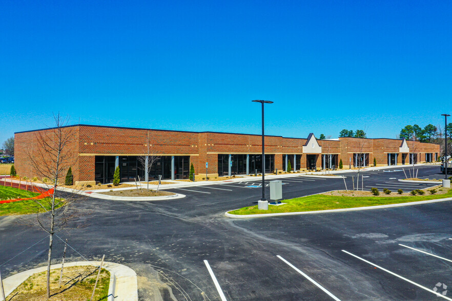 9456 Charter Gate Dr, Ashland, VA for lease - Building Photo - Image 1 of 3