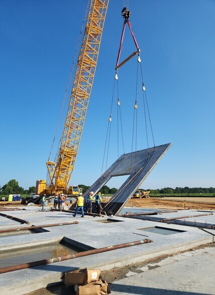 000 US-301 Hwy, Dunn, NC for lease - Construction Photo - Image 3 of 5