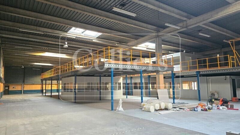 Flex in Vitrolles for lease - Building Photo - Image 2 of 6