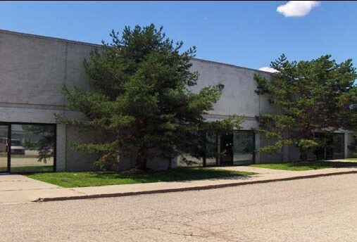 1681-1721 Maple Ln, Hazel Park, MI à louer - Photo du bâtiment - Image 3 de 3