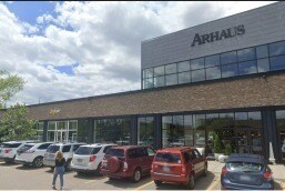 3010 Washtenaw Ave, Ann Arbor, MI à louer - Photo du bâtiment - Image 2 de 9