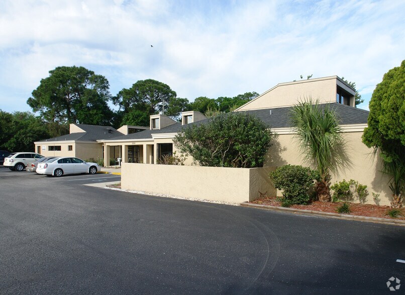 100 Lake Shore Dr, Altamonte Springs, FL à louer - Photo du bâtiment - Image 3 de 13