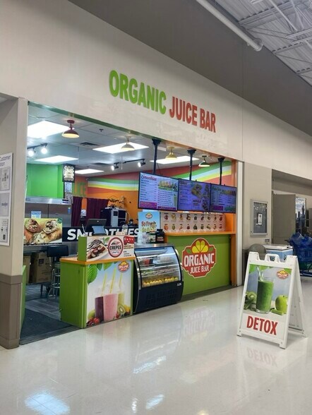 3565 Fairlane Dr, Allen Park, MI à vendre - Photo du bâtiment - Image 2 de 7