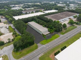 Plus de détails pour 3200 N Berkeley Lake Rd NW, Duluth, GA - Industriel à louer
