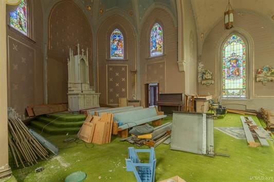 121 N 5th Ave, Iron River, MI à vendre - Photo intérieure - Image 3 de 9