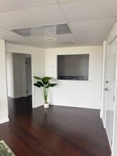 7301 Girard Ave, La Jolla, CA for lease Building Photo- Image 2 of 16