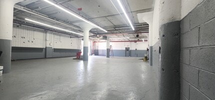 4310 21st St, Long Island City, NY for lease Interior Photo- Image 2 of 34