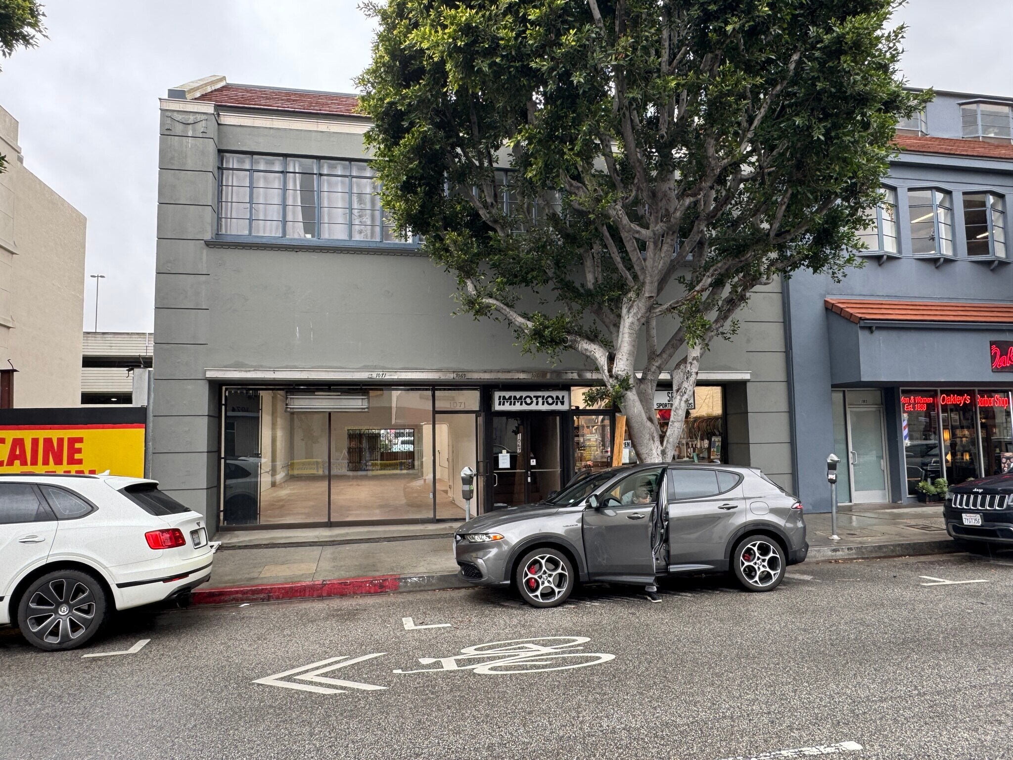 1071 Gayley Ave, Los Angeles, CA à louer Photo du bâtiment- Image 1 de 3