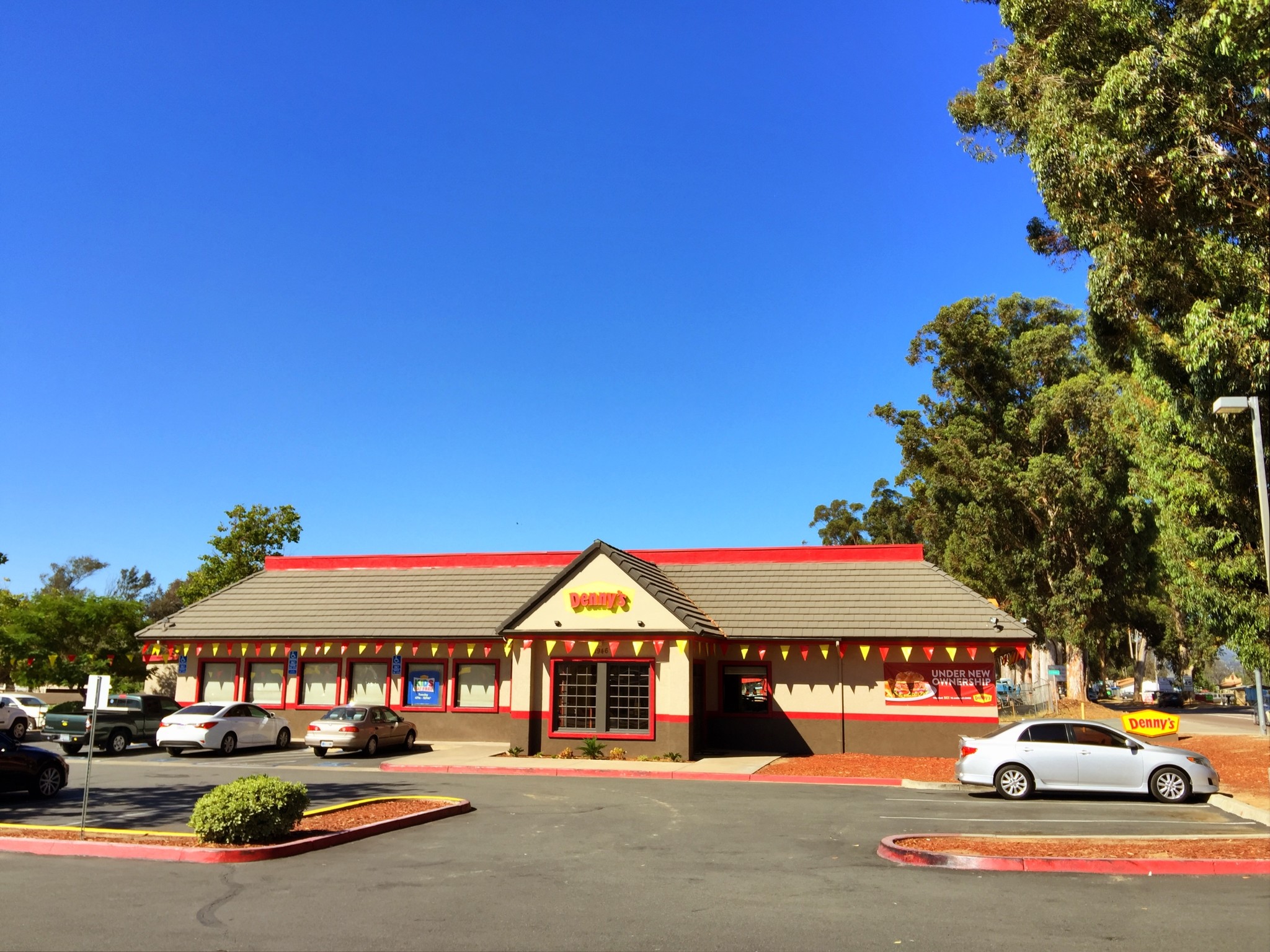 1946 Main St, Ramona, CA for sale Primary Photo- Image 1 of 1