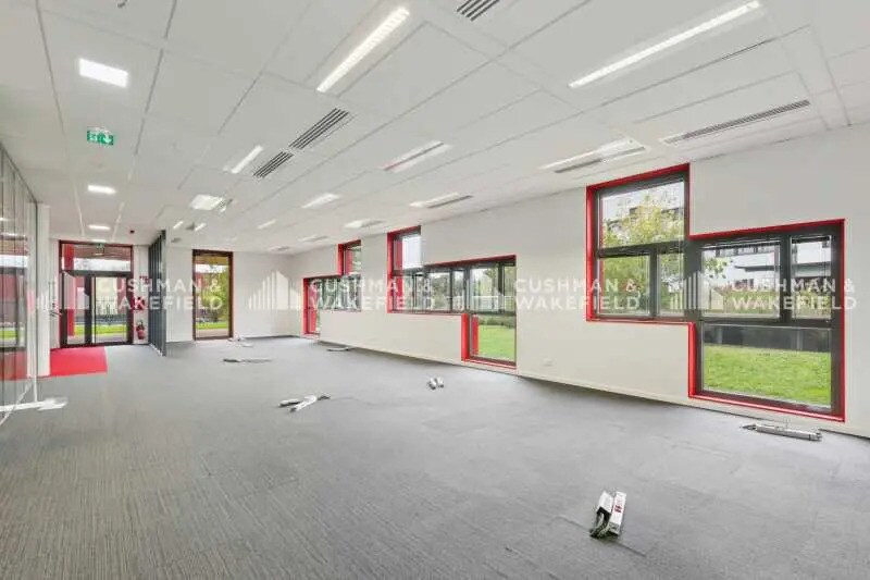 66 Chemin Du Moulin Carron, Dardilly à louer - Photo du bâtiment - Image 2 de 22