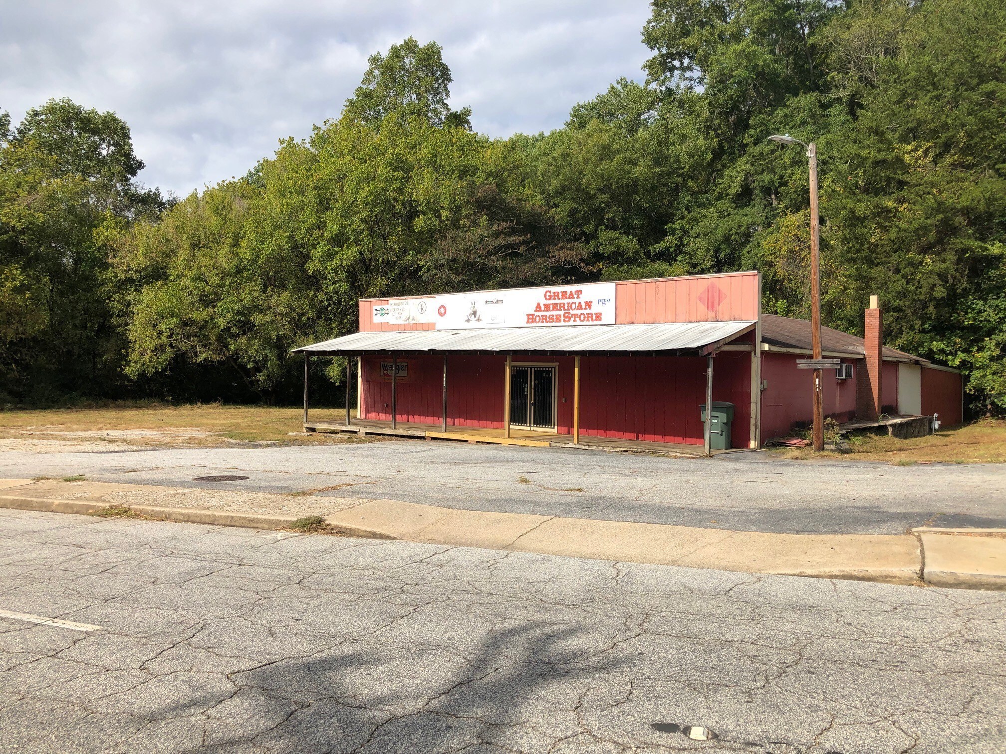 555 Pumpkintown Hwy, Pickens, SC for sale Building Photo- Image 1 of 1