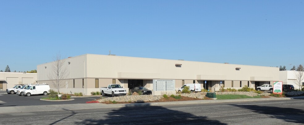 51-55 Bonaventura Dr, San Jose, CA for lease - Building Photo - Image 3 of 3