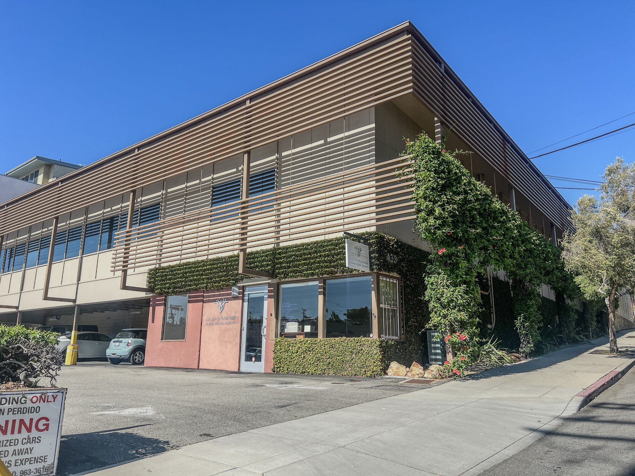 433 E Canon Perdido St, Santa Barbara, CA for lease Primary Photo- Image 1 of 9