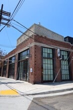 821-835 E 3rd St, Los Angeles, CA à louer Photo du bâtiment- Image 1 de 5