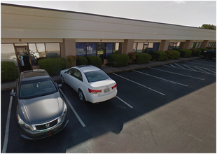 130 Perimeter Park Rd, Knoxville, TN à louer Photo du bâtiment- Image 2 de 16