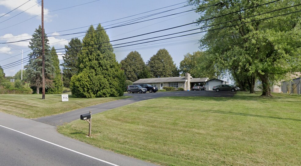 3265 Fulling Mill Rd, Middletown, PA à vendre - Photo du bâtiment - Image 2 de 13