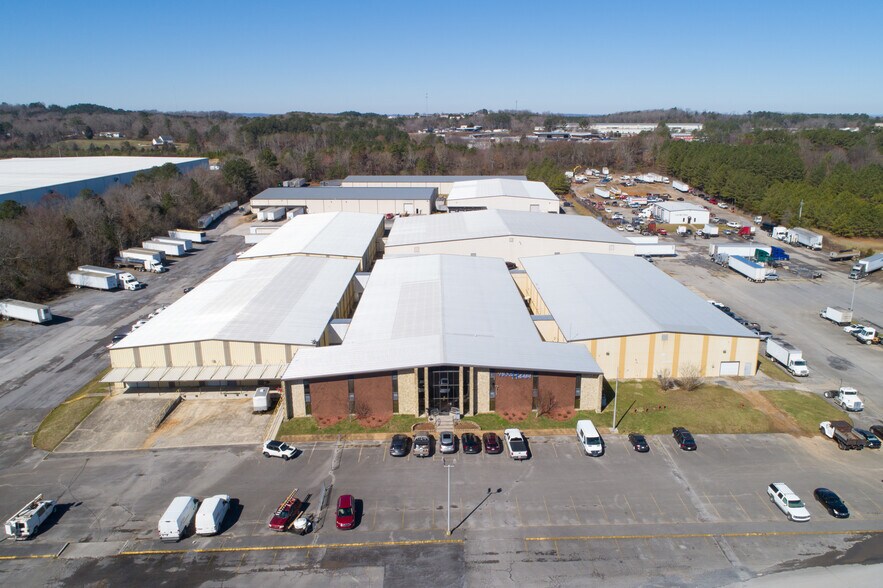 2765 Michigan Avenue Rd NE, Cleveland, TN à louer - Photo du bâtiment - Image 1 de 5