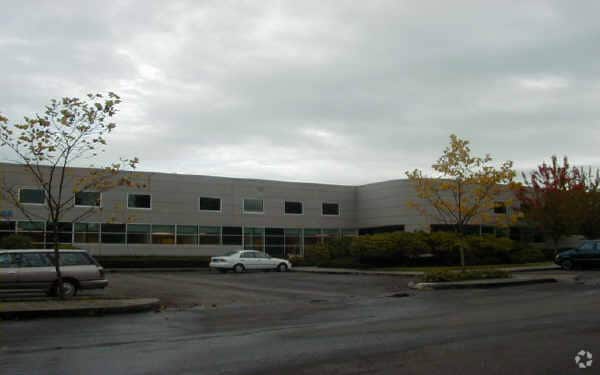 15305 NE 95th St, Redmond, WA for lease - Building Photo - Image 3 of 9