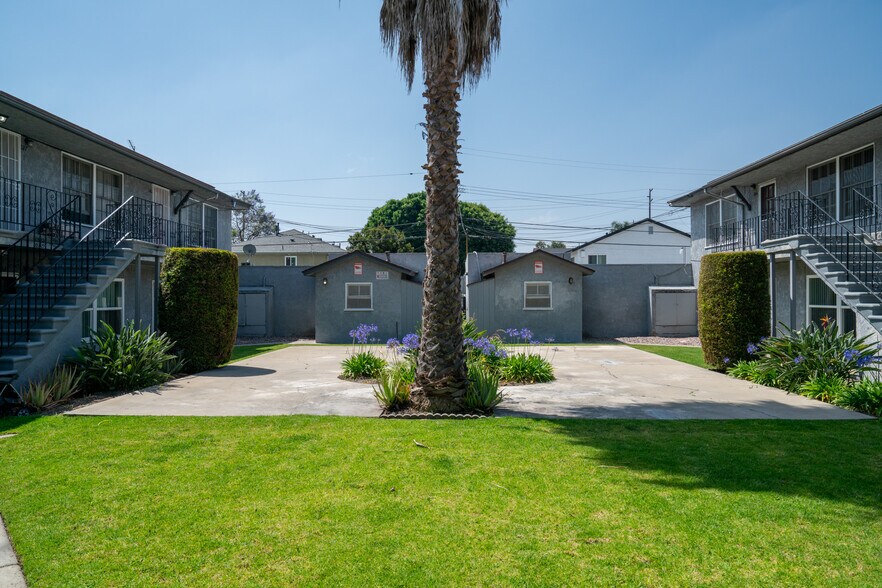 1602-1608 W Juno Ave, Anaheim, CA à vendre - Photo du bâtiment - Image 3 de 13