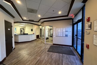 4705 Lake Forest Dr, Blue Ash, OH à louer Photo intérieure- Image 2 de 7