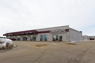 Plus de détails pour 2354-2380 W Washington St, West Bend, WI - Bureau/Commerce de détail à louer