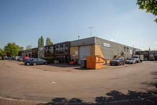 More details for 5-12 Waterside Dr, Slough - Industrial for Lease
