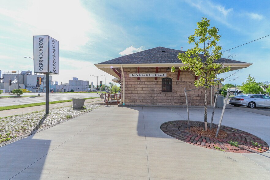 112 E Veterans Pky, Marshfield, WI à vendre - Photo du bâtiment - Image 3 de 27