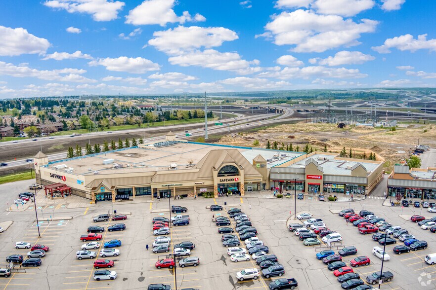 165 Stewart Grn SW, Calgary, AB à louer - Aérien - Image 3 de 5