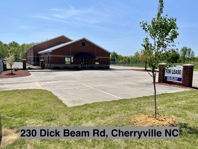 230 Dick Beam Rd, Cherryville, NC à louer - Photo du bâtiment - Image 1 de 23