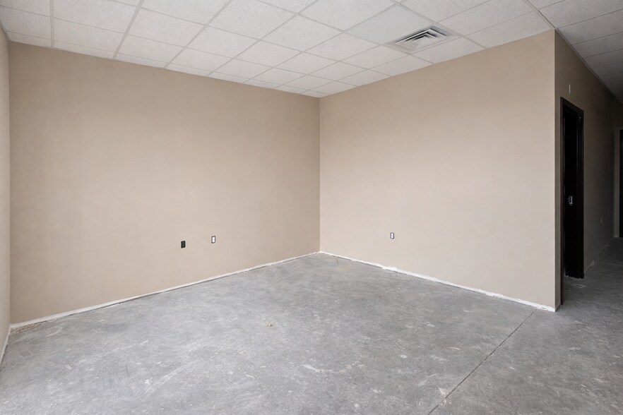 4885 Warehouse Way, Cumming, GA à vendre - Photo intérieure - Image 3 de 9