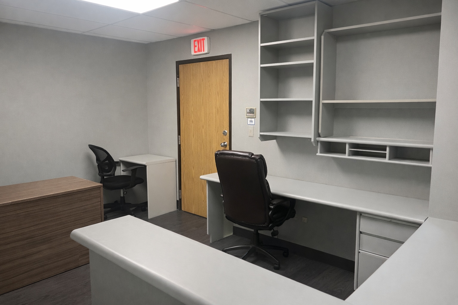 745 Northfield Ave, West Orange, NJ à louer Photo intérieure- Image 1 de 4