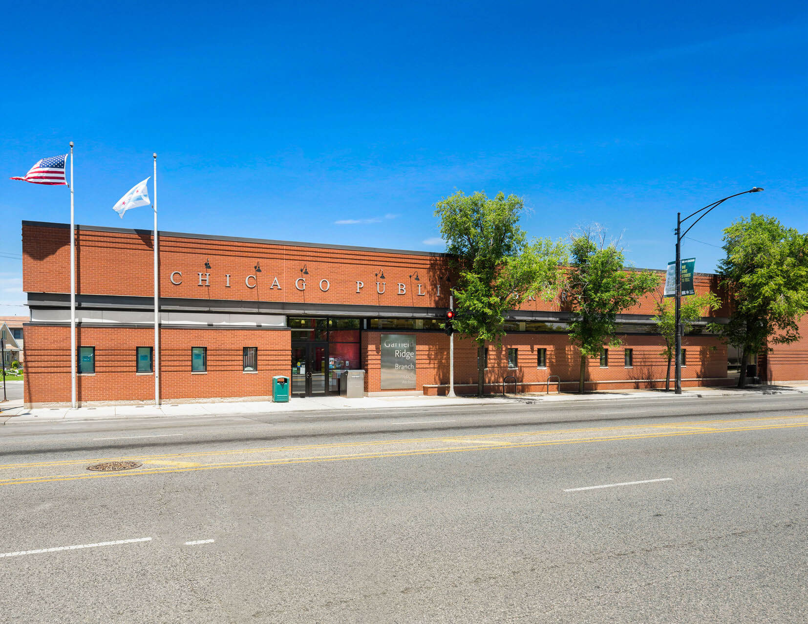 6348 S Archer Ave, Chicago, IL à vendre Photo du bâtiment- Image 1 de 11