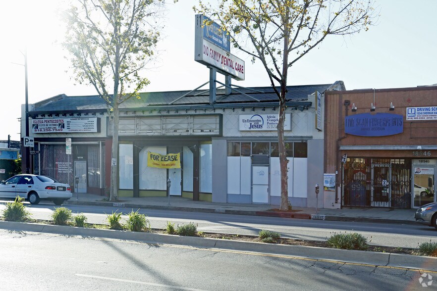 18540 Sherman Way, Reseda, CA à louer - Photo du bâtiment - Image 1 de 2