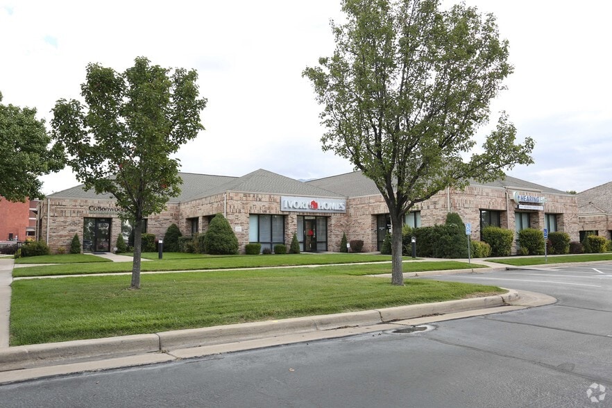 1544 Woodland Park Dr, Layton, UT for lease - Primary Photo - Image 2 of 5