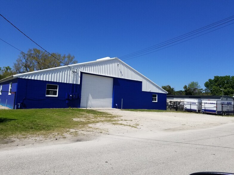 1620 Newport Ave, Deland, FL à louer - Photo du bâtiment - Image 2 de 6