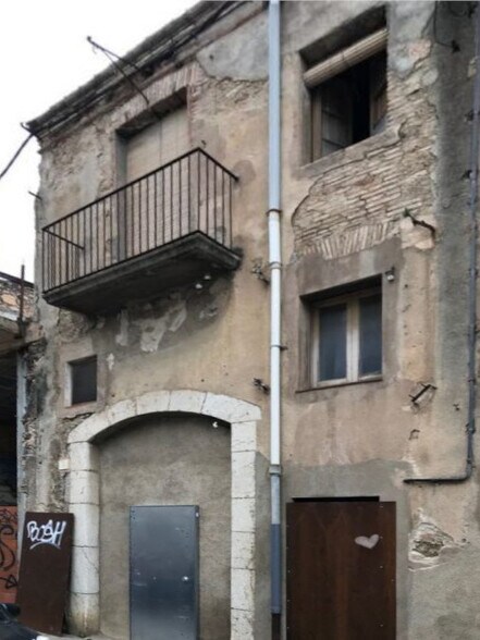 Terrain dans Figueres, Gerona à vendre - Photo du bâtiment - Image 3 de 11