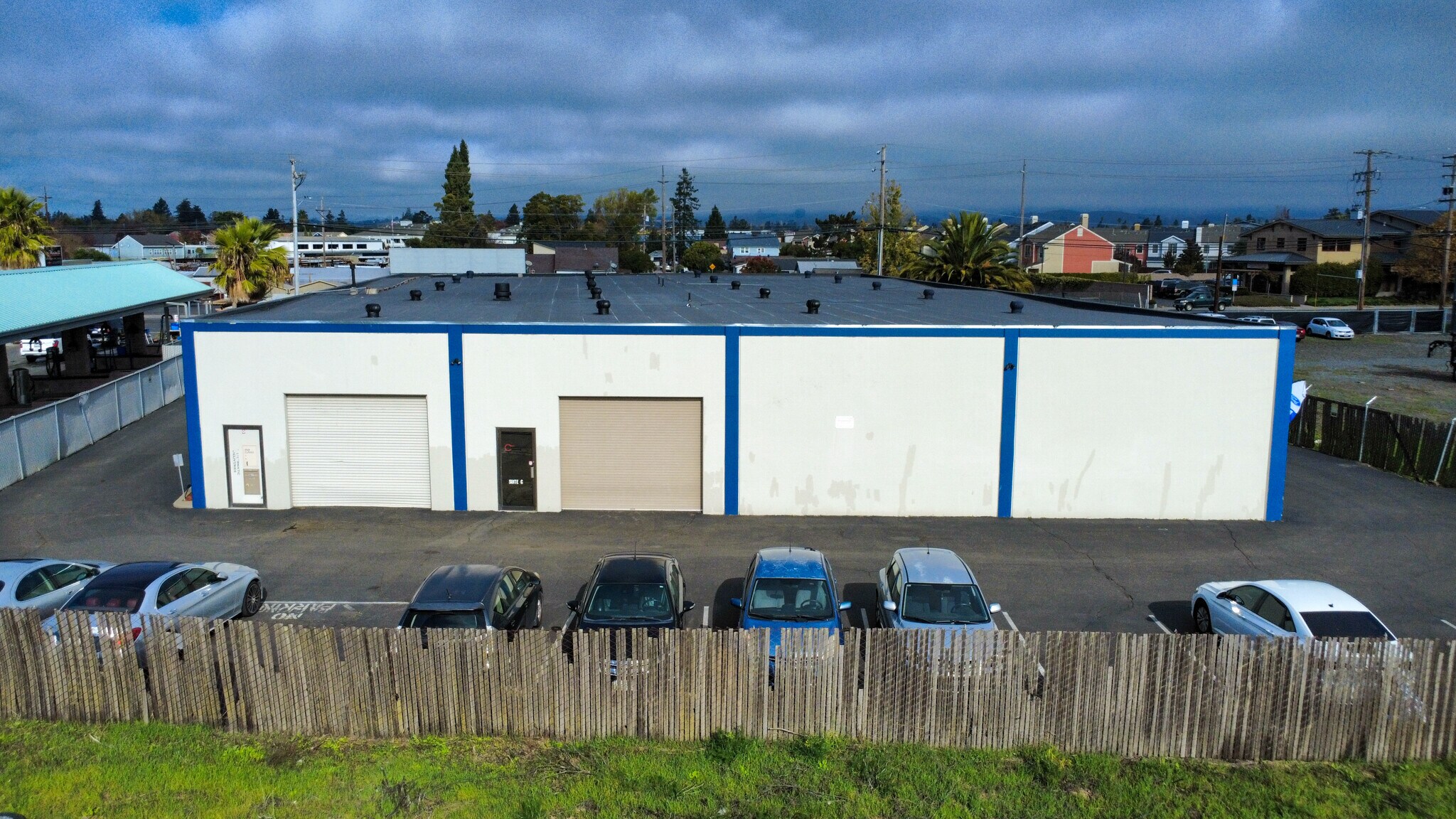 660 Lakeville St, Petaluma, CA à louer Photo intérieure- Image 1 de 2