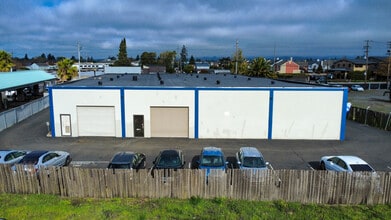 660 Lakeville St, Petaluma, CA à louer Photo intérieure- Image 1 de 2