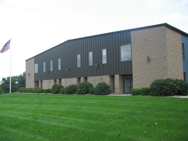 518 Route 513, Califon, NJ à louer - Photo principale - Image 1 de 1