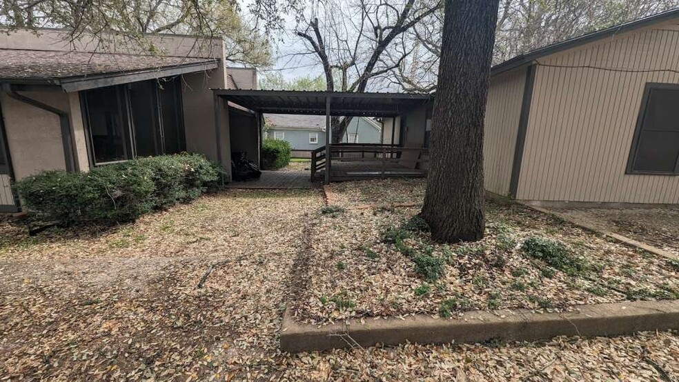 500 E Corsicana St, Athens, TX for sale - Building Photo - Image 2 of 9