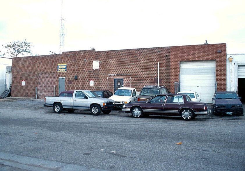 5213 Fairlawn Ave, Baltimore, MD for sale - Building Photo - Image 2 of 3