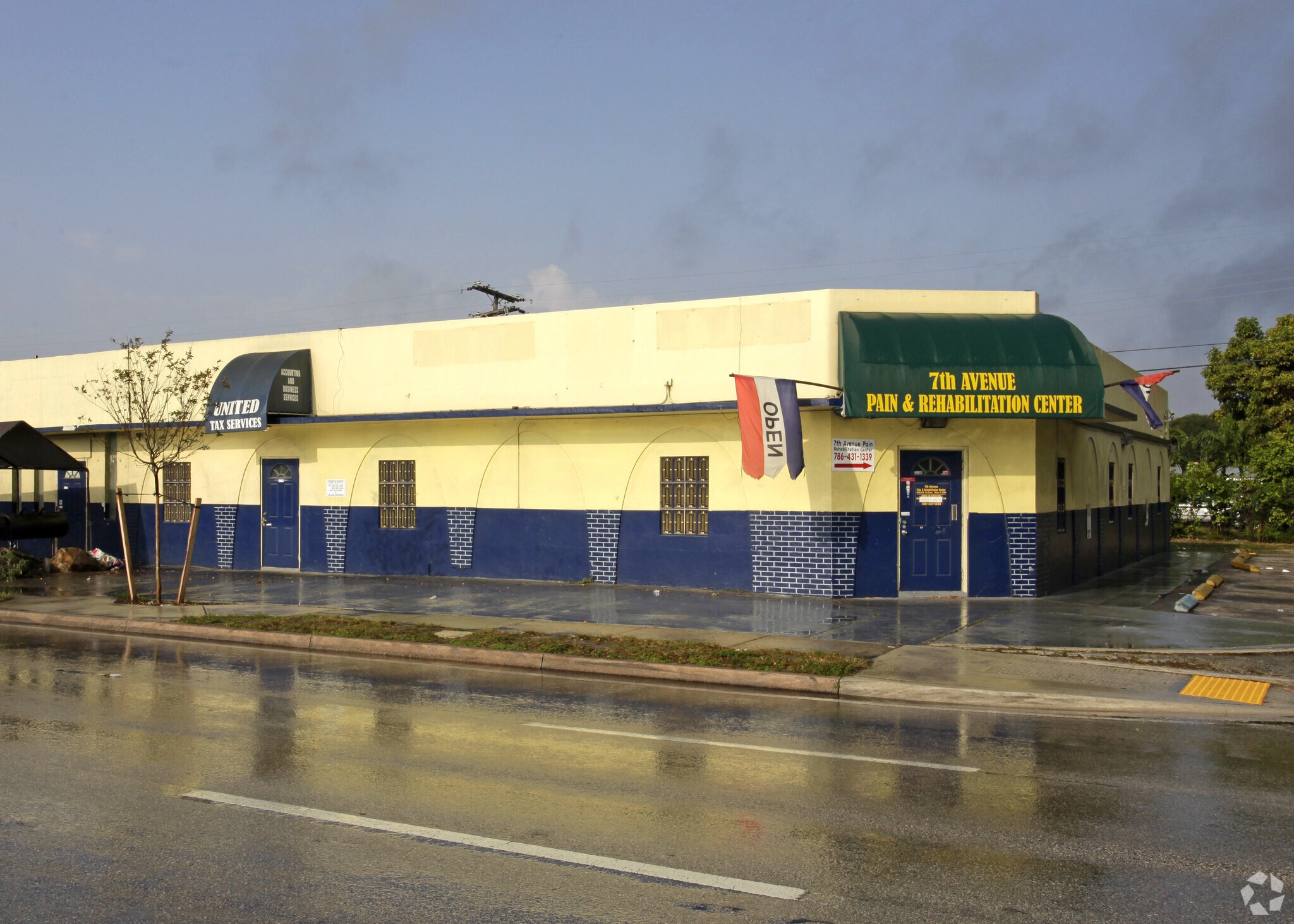 13930-13936 NW 7th Ave, Miami, FL à louer Photo principale- Image 1 de 9