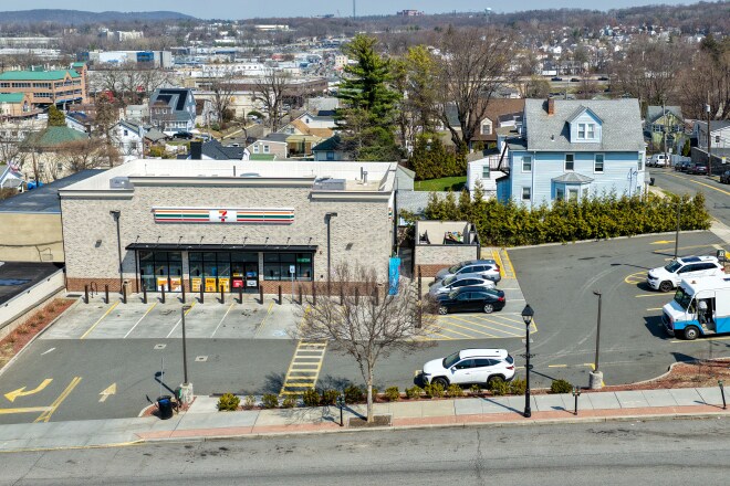 37 E Main St, Elmsford, NY à vendre Photo principale- Image 1 de 6