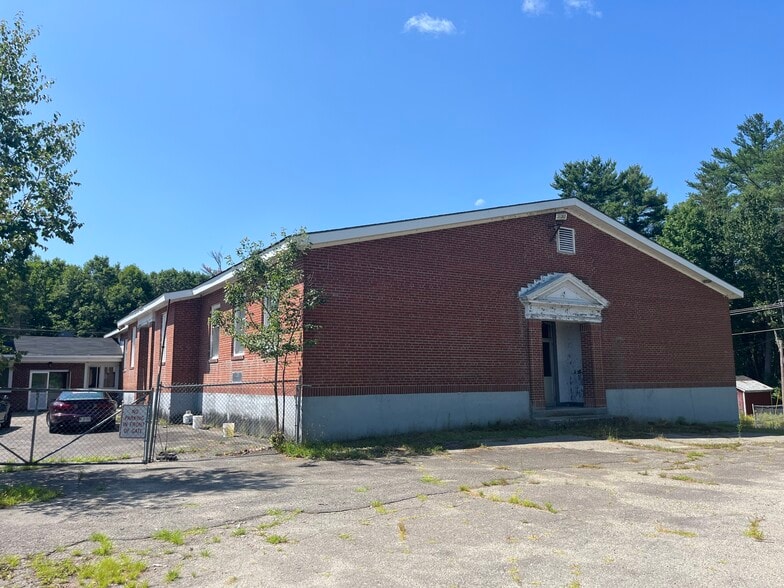 41 Graham ln, Mattawamkeag, ME for sale - Primary Photo - Image 1 of 11