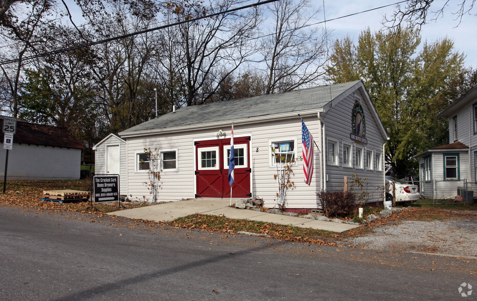 8 E Maple St, Hagerstown, MD à vendre - Photo principale - Image 1 de 1