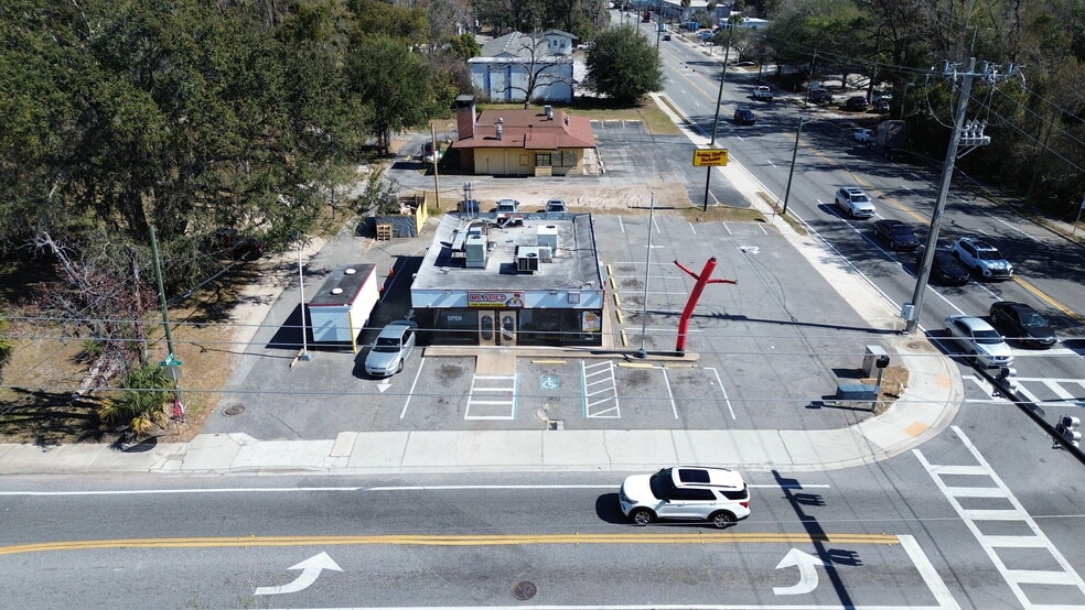 2011 Emerson St, Jacksonville, FL for sale - Primary Photo - Image 1 of 4