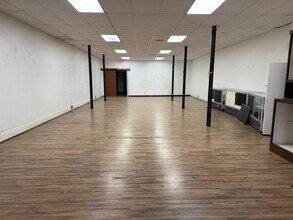 409-411 W Chickasha Ave, Chickasha, OK à louer Photo intérieure- Image 2 de 5