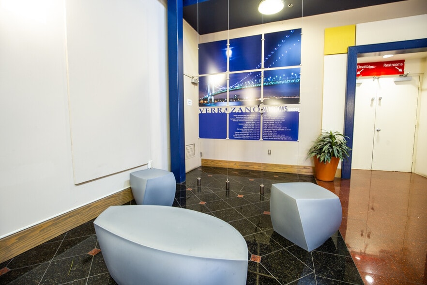 100 Canal Pointe Blvd, Princeton, NJ for lease - Interior Photo - Image 3 of 17