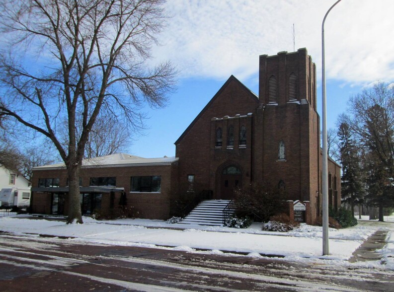 102 E Martin St, Lewisville, MN for sale - Primary Photo - Image 1 of 1