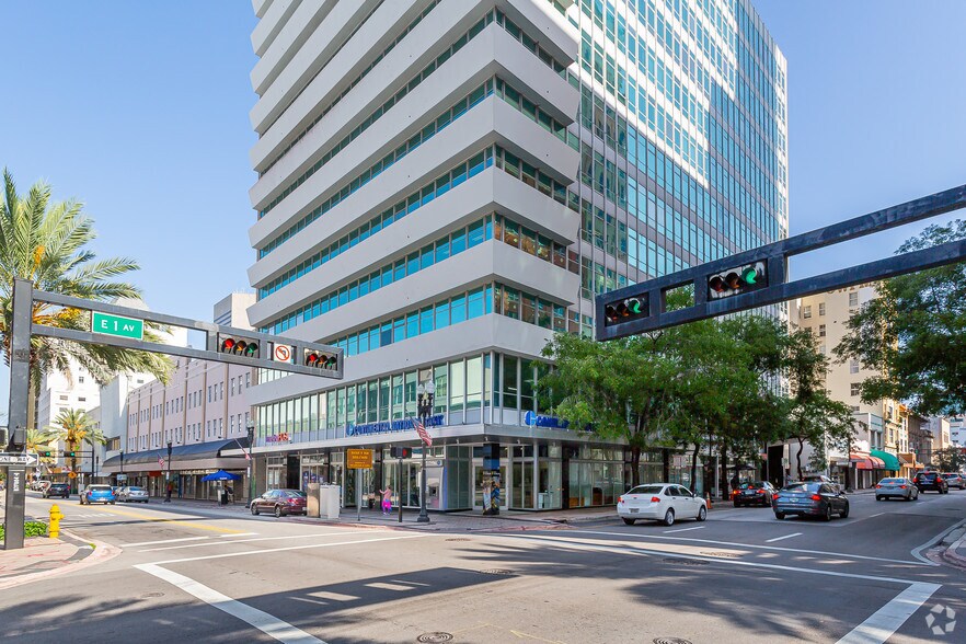 14 NE 1st Ave, Miami, FL à vendre - Photo du bâtiment - Image 3 de 11